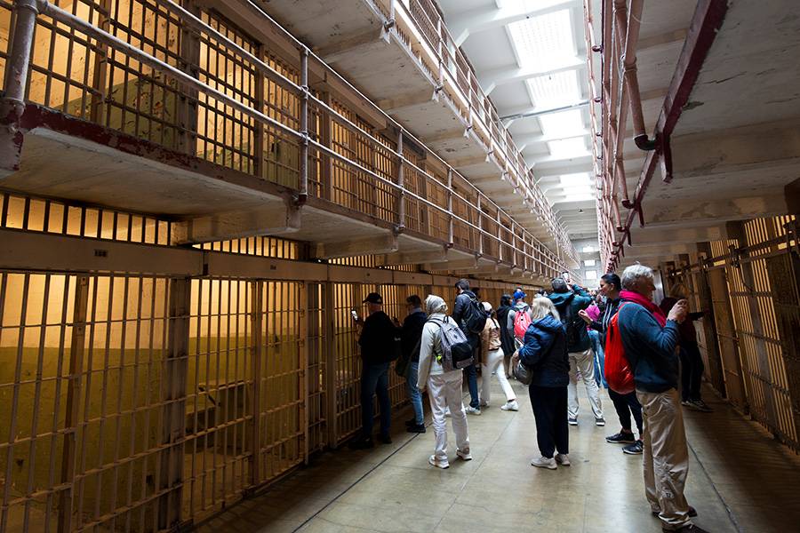 A Fascinating History of the Failure of Prisons – PeterGoeman.com